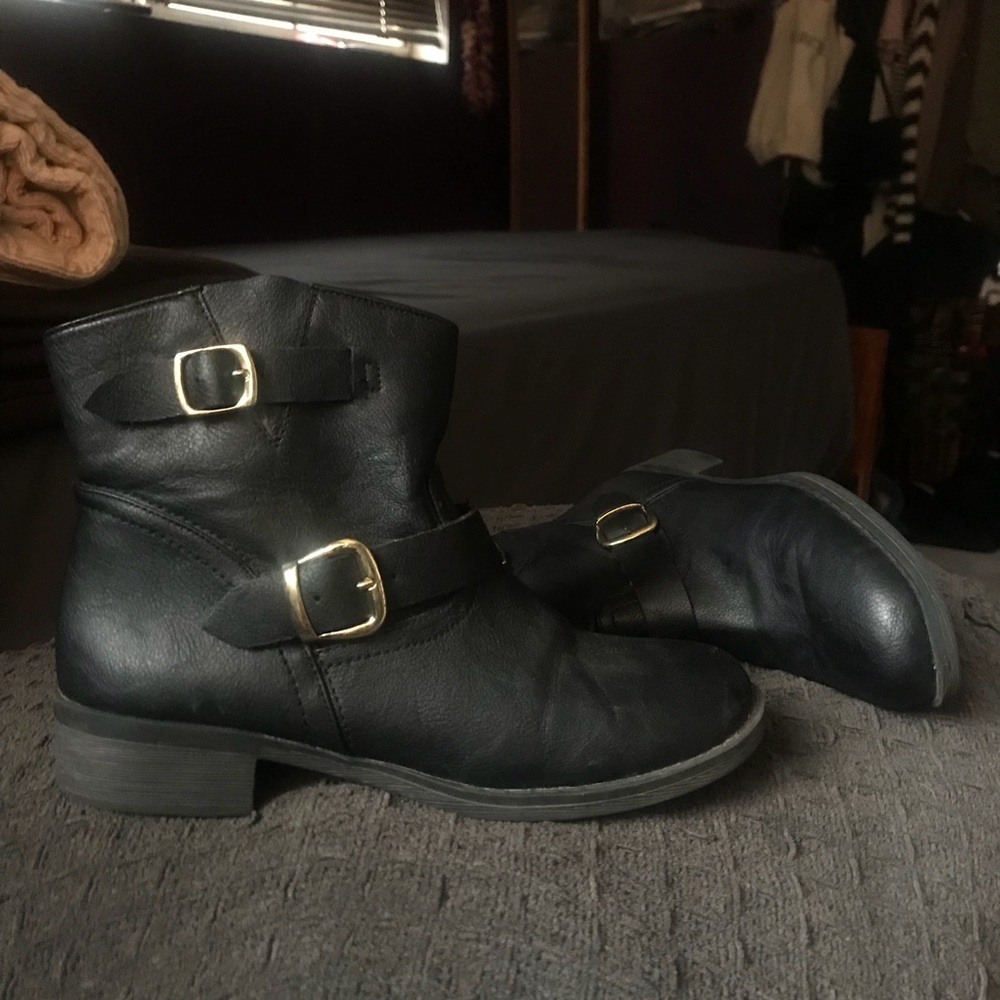 Black booties! Super comfy & only worn a few times